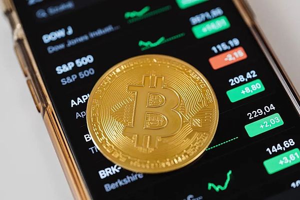 10fԪBitcoin ߀ܝq٣DƬ